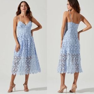 ASTR The Label Periwinkle Lace A Line Midi Dress Sleeveless Blue Womens Size M